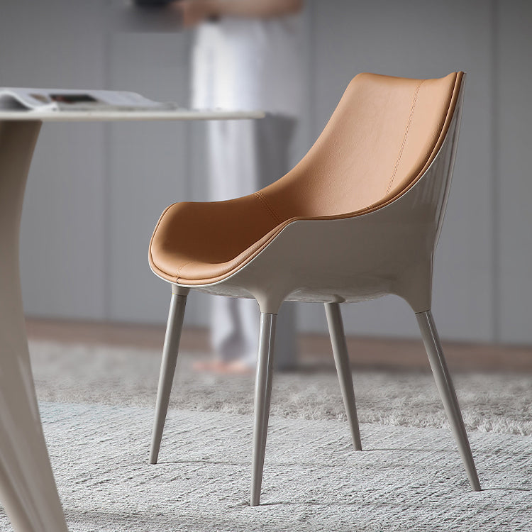 Noordse armloze rugleun lederen stoel met metalen benen voor eetkamer