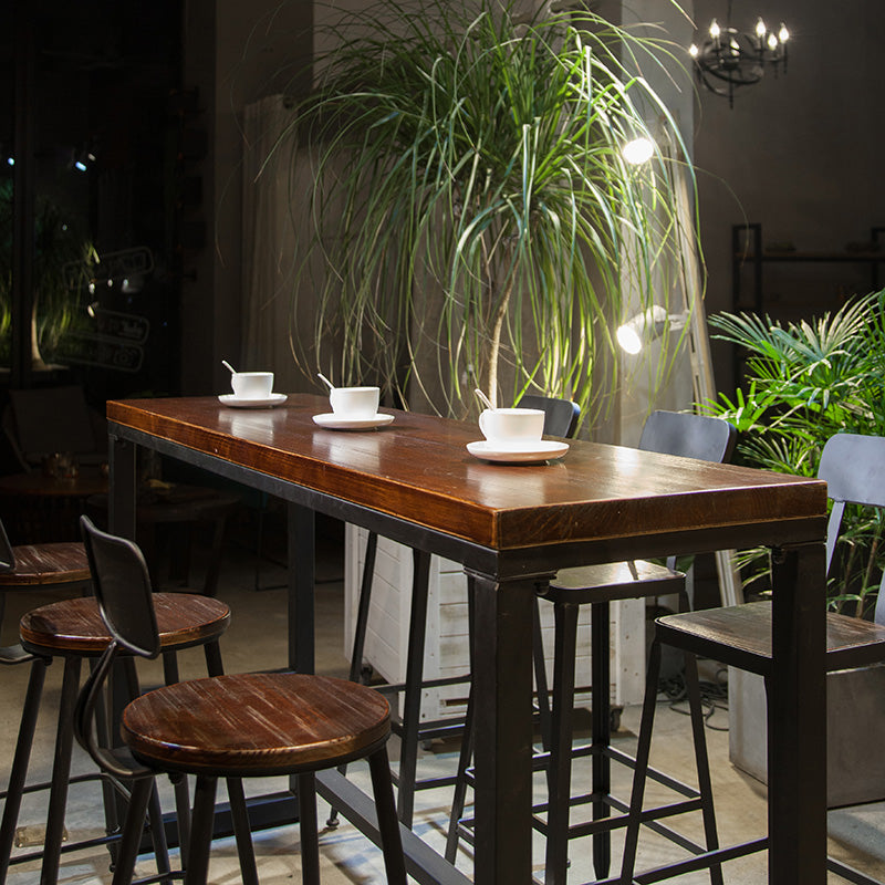 Table de salle à manger de bar de style industriel, tabouret de bar en bois massif avec base noire