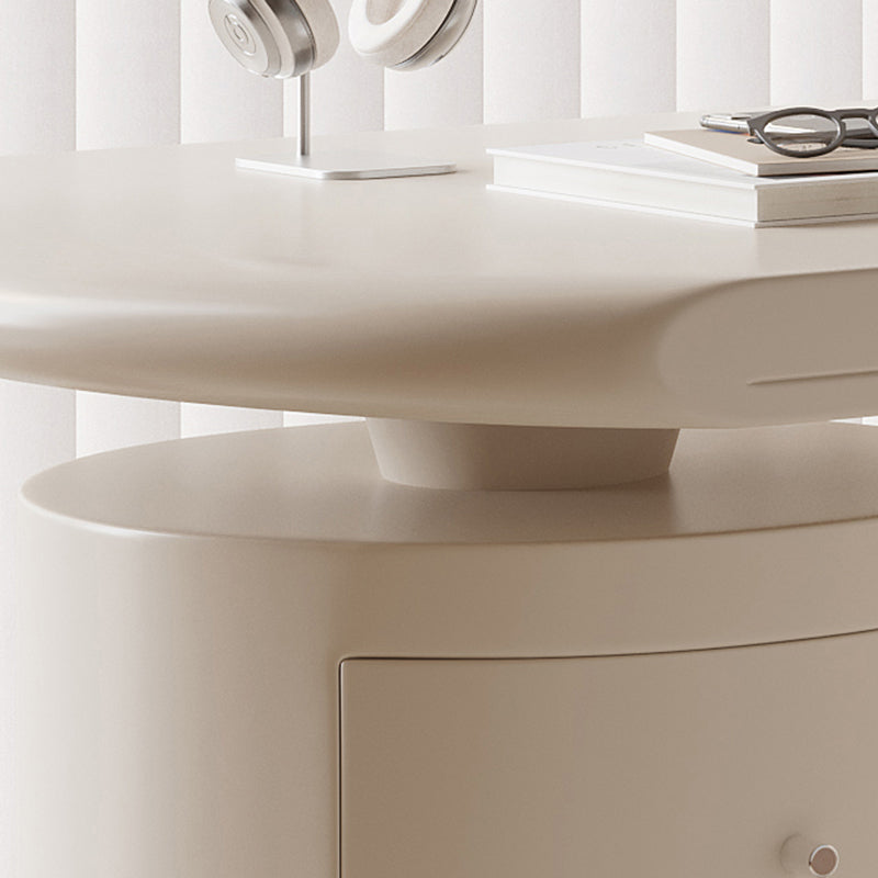 Forme irrégulière Bureau de bureau contemporain Bureau de tâche en bois avec 2 tiroirs en blanc