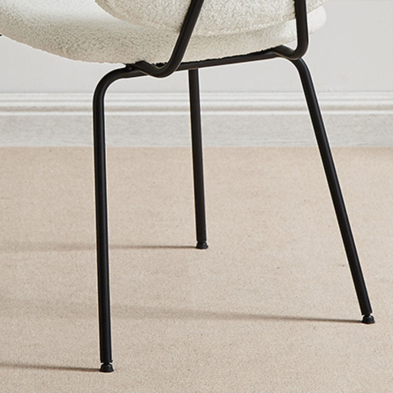 Eigentijdse zijstoel open rug metalen eetkamerstoel in het wit