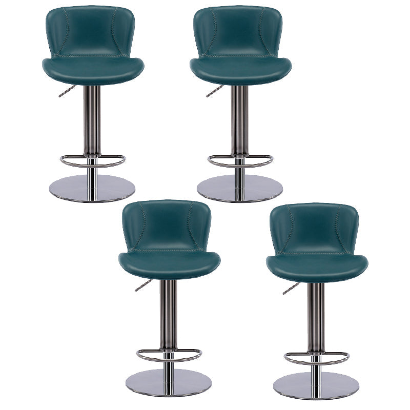 Sgabello da barretta per altezza regolabile in fuovennellata in pelle contemporanea