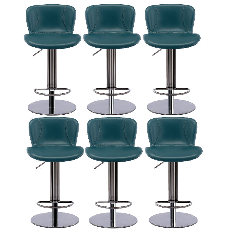 Sgabello da barretta per altezza regolabile in fuovennellata in pelle contemporanea