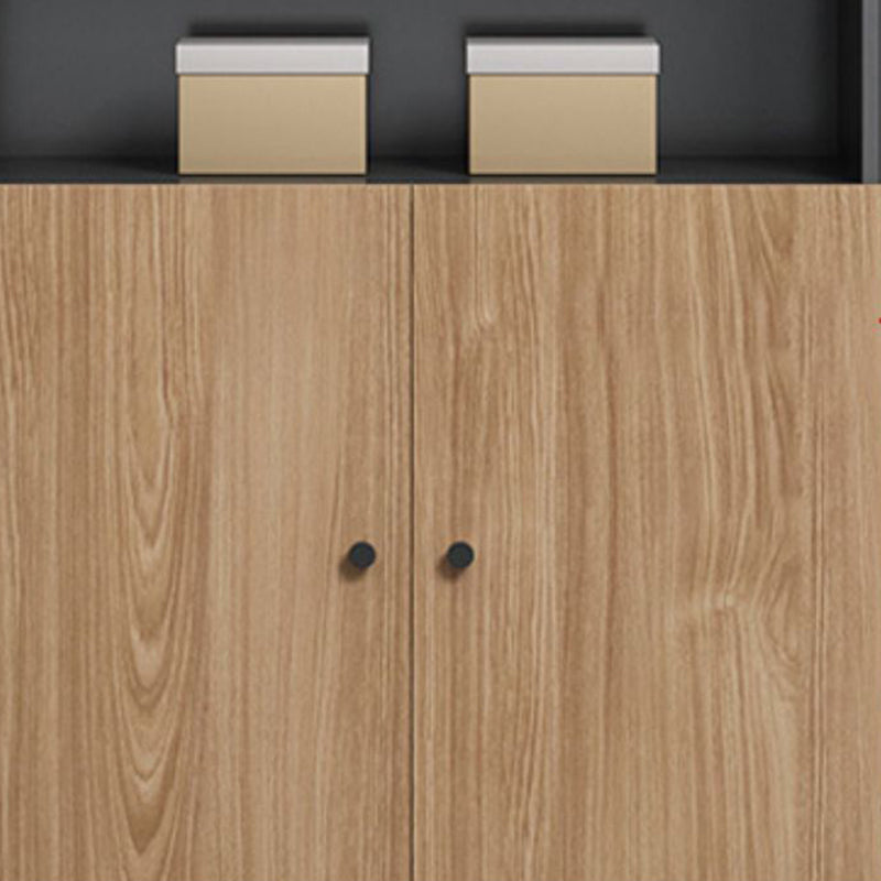 Mobile moderno medievale mobile in legno verticale archivio