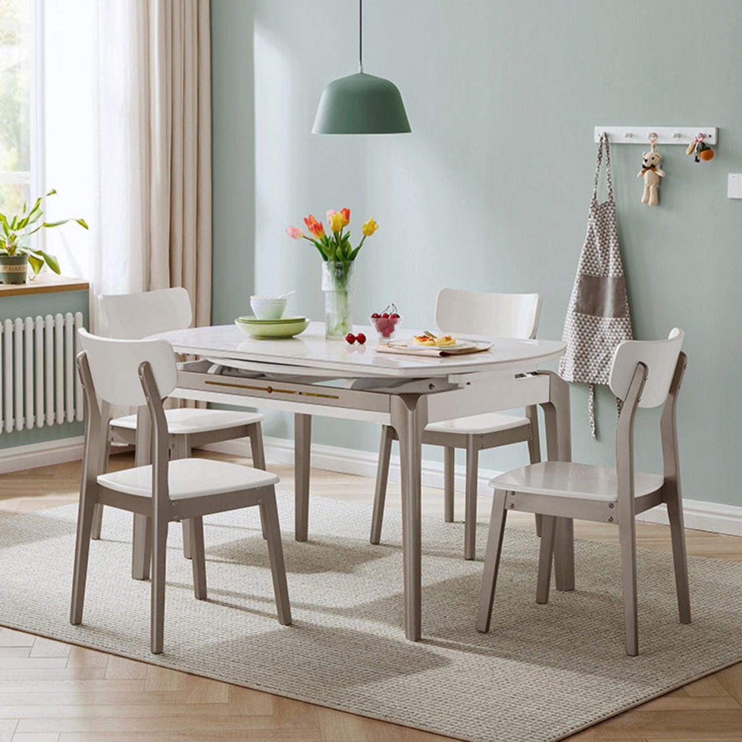 Extendable Round Dining Table Solid Wood 4 Legs Dining Table for Dining Room Clearhalo 'Dining Tables & Seating' 'Dining Tables' 'dining_table' 'furn' 'furn_dining_table' 'Furniture' 'Kitchen & Dining Furniture' 7498805