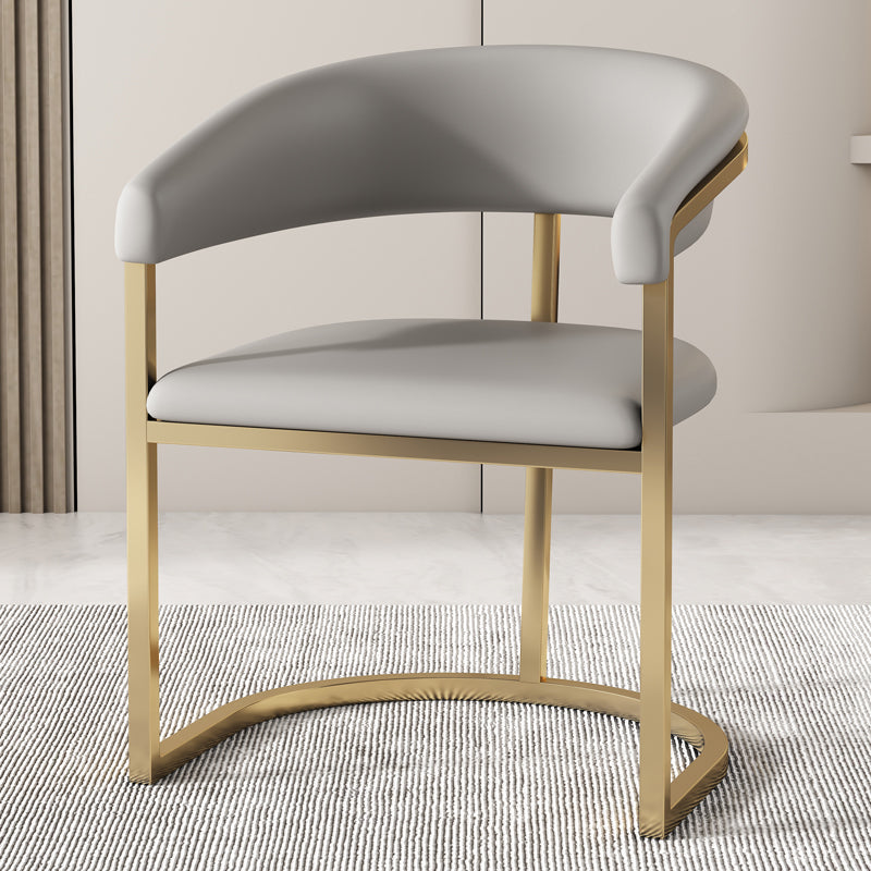 Moderne rugleuning armleuning kussenstoel met metalen basis voor eetkamer