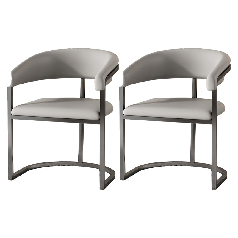 Moderne rugleuning armleuning kussenstoel met metalen basis voor eetkamer