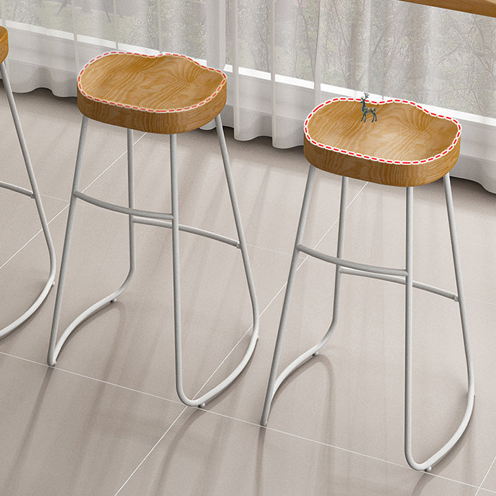 Legne metalliche contemporanee sgabelli da bar per soggiorno.