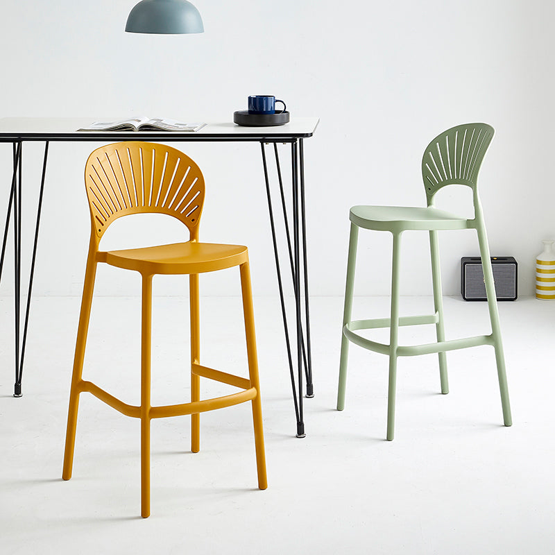 Sgabello da bancone poggiapiedi in plastica stile moderno per ristorante