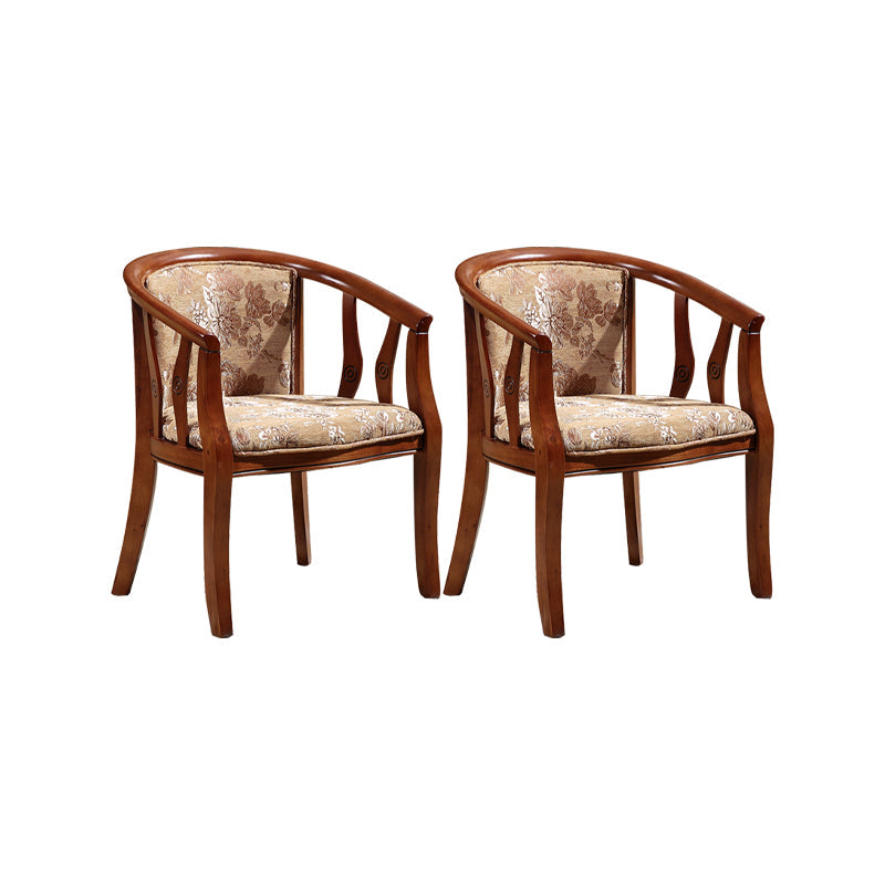 Silla de brazo de brazo de comedor de marco de madera maciza cubierta