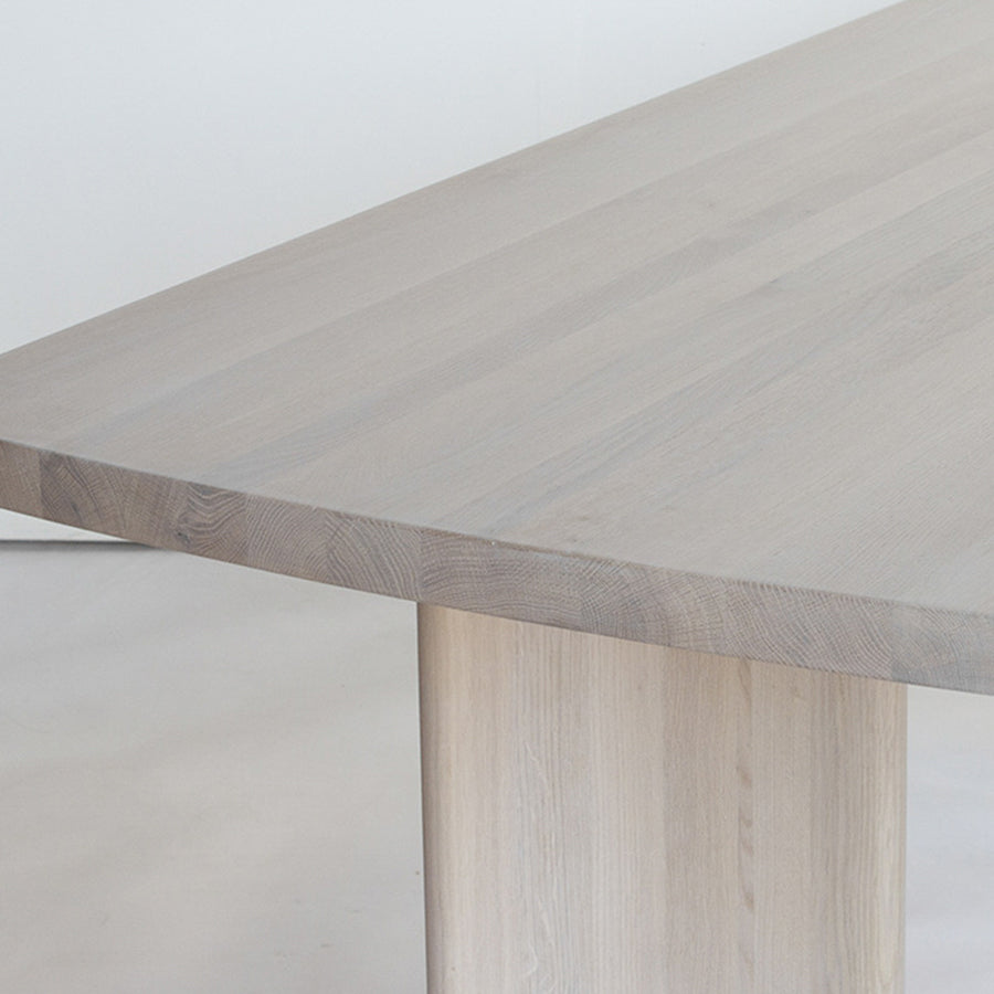 Modern Rectangle Solid Wood Dining Table Tripod Base Dining Table Clearhalo 'Dining Tables & Seating' 'Dining Tables' 'dining_table' 'furn' 'furn_dining_table' 'Furniture' 'Kitchen & Dining Furniture' 7509145