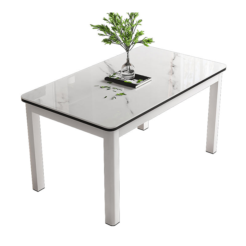 Moderne glazen desktop rechthoekige eettafel metalen poten voor eetkamer