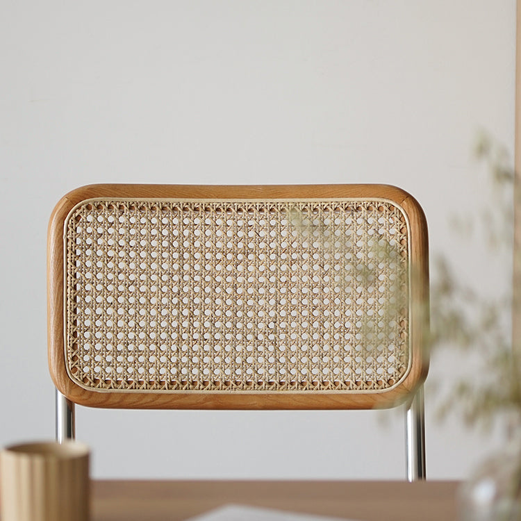 Moderne rugleuning kussenstoel met metalen basis voor eetkamer