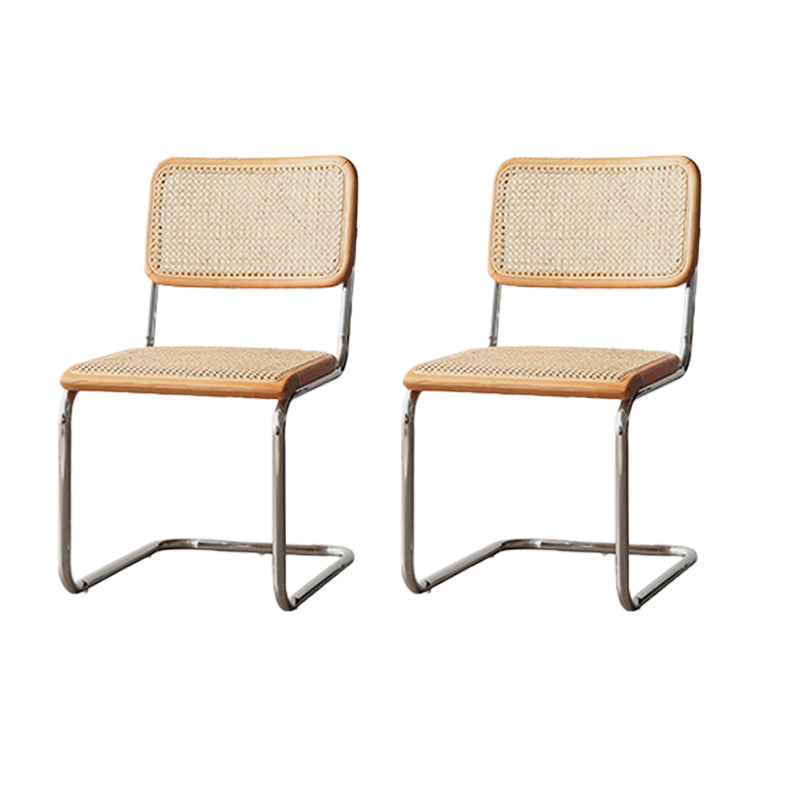 Moderne rugleuning kussenstoel met metalen basis voor eetkamer