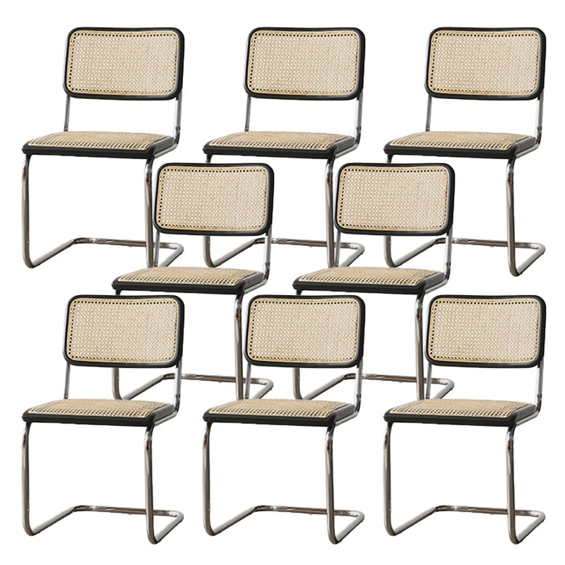 Moderne rugleuning kussenstoel met metalen basis voor eetkamer