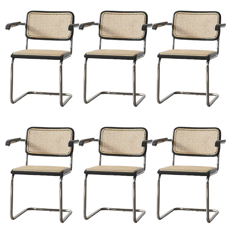 Moderne rugleuning kussenstoel met metalen basis voor eetkamer