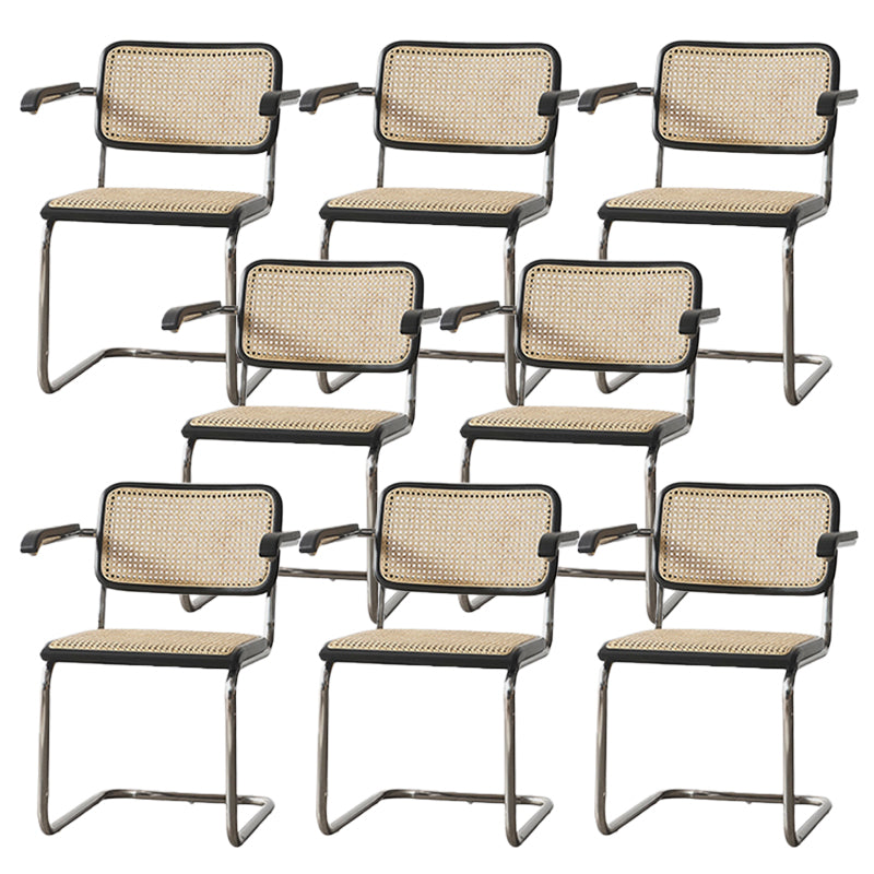 Moderne rugleuning kussenstoel met metalen basis voor eetkamer