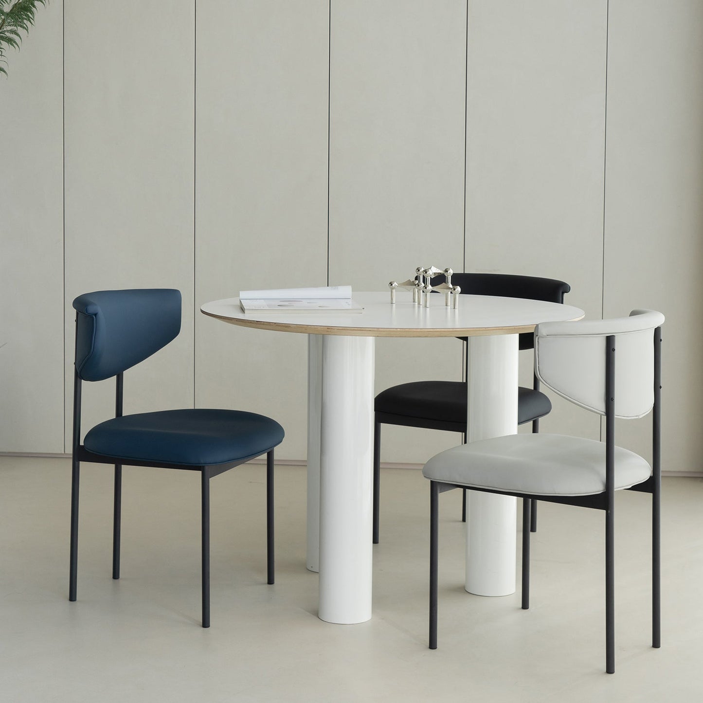 Nordic Armless Backrest Cushion Chair with Metal Legs for Dining Room Clearhalo 'Dining Chairs' 'Dining Tables & Seating' 'dining_chair' 'furn' 'furn_dining_chair' 'Furniture' 'Kitchen & Dining Furniture' 7520238