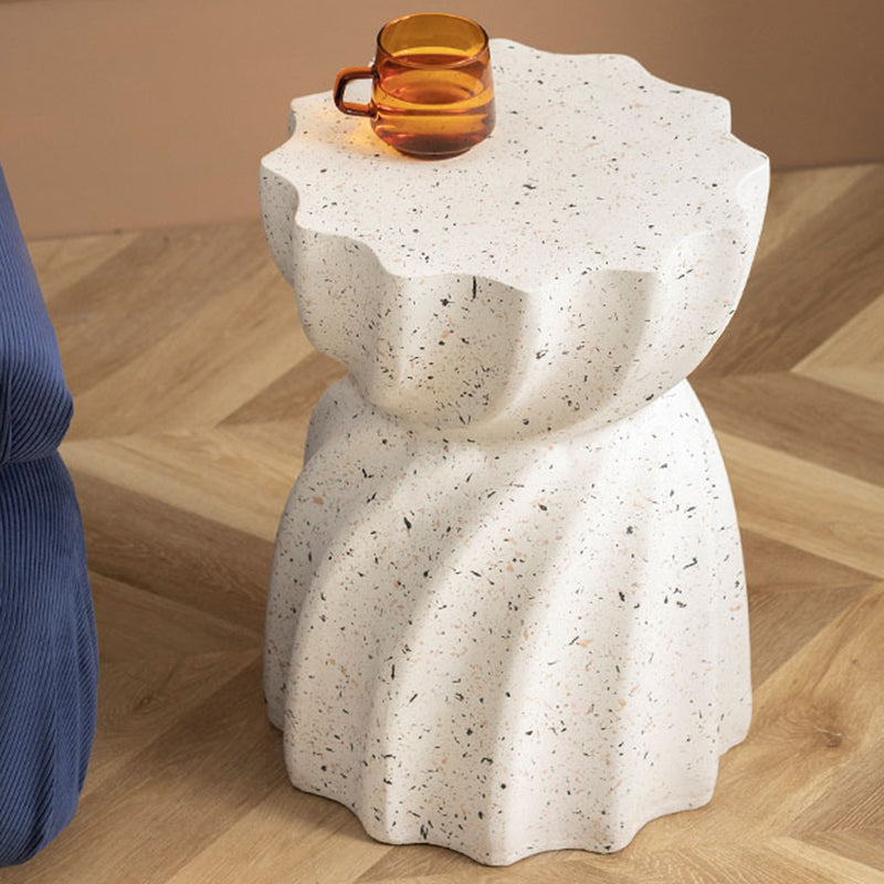 Contemporary 13.8-inch End Table Pedestal Beige Nesting Table Clearhalo 'Coffee & Accent Tables' 'End & Side Tables' 'end_side_tables' 'furn' 'furn_end_side_tables' 'Furniture' 'Living Room Furniture' 7523293