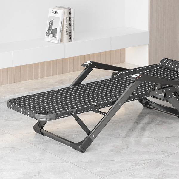 Reclinabile standard interno contemporaneo con movimento del piede indipendente e base metallica