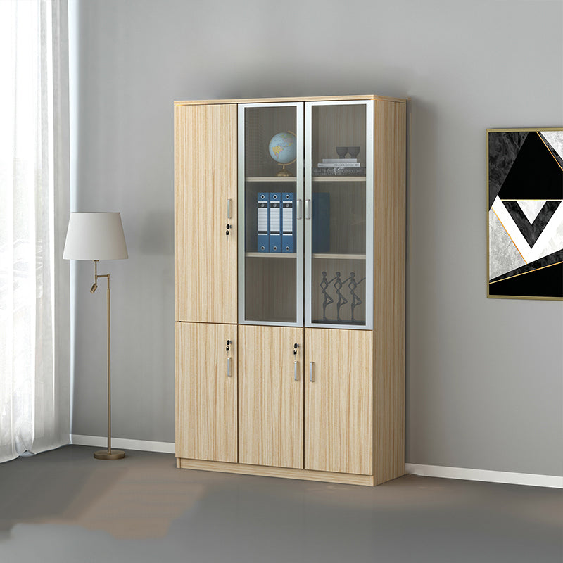 Armoire de classement contemporaine verticale.