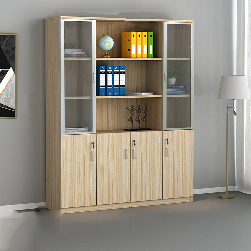 Armoire de classement contemporaine verticale.