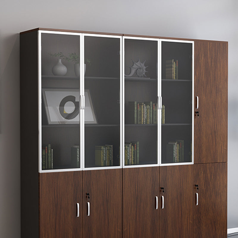 Armoire de classement contemporaine verticale.
