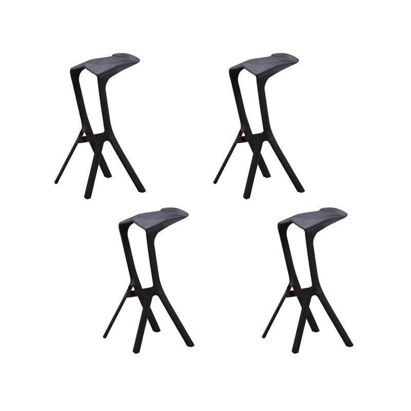Backless Counter-height Stool Contemporary Plastic Bar & Counter Stool Black 4 Piece Set Clearhalo 'Bar Furniture' 'Bar Stools' 'bar_stools' 'furn' 'furn_bar_stools' 'Furniture' 'Kitchen & Dining Furniture' 7537371