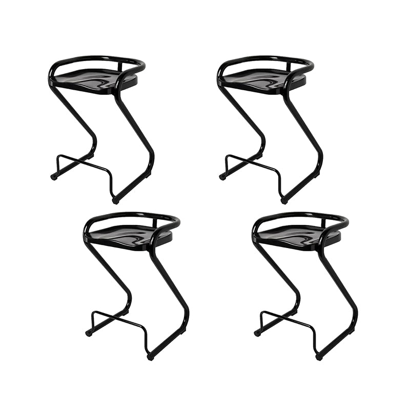 Eigentijdse lage rug 27-inch armloze barkruk met metalen basis