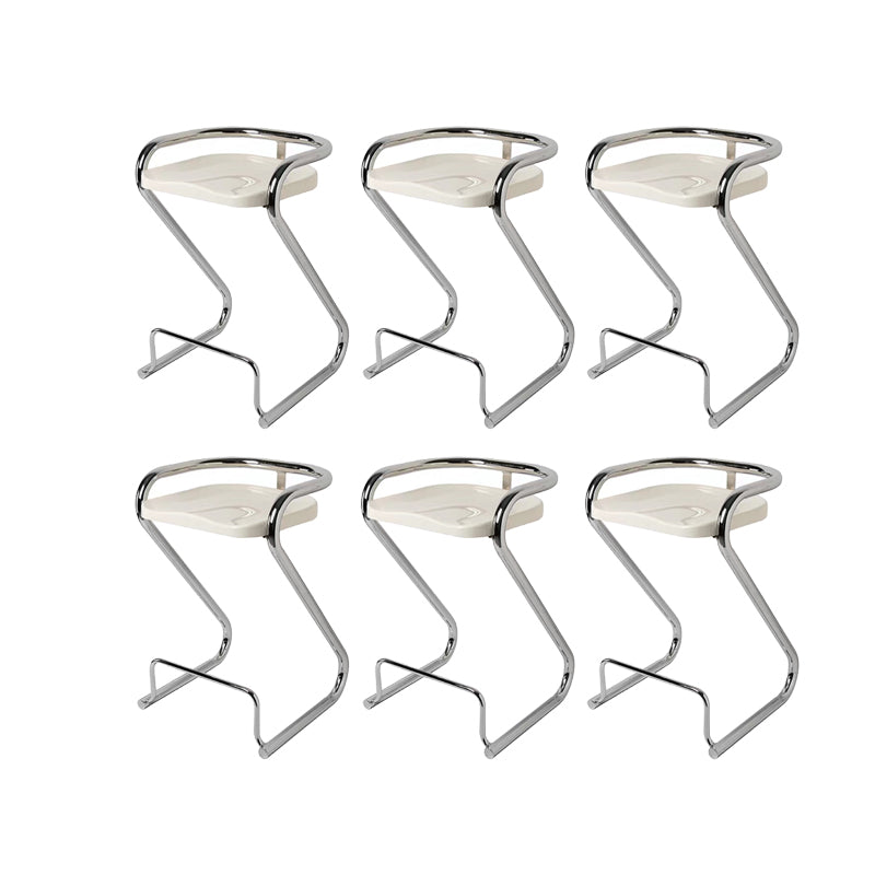 Eigentijdse lage rug 27-inch armloze barkruk met metalen basis