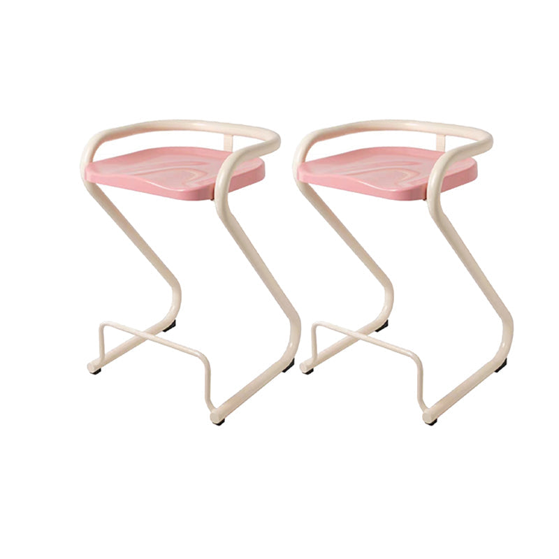 Eigentijdse lage rug 27-inch armloze barkruk met metalen basis