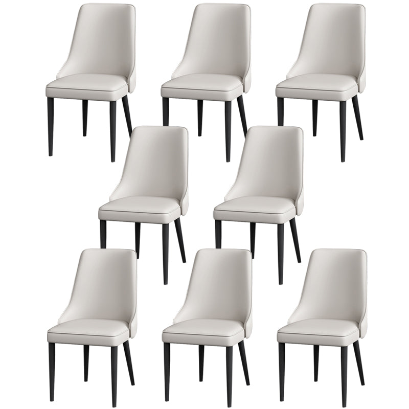 Silla lateral simple moderna silla de comedor de cuero sintética con base de metal para dormitorio