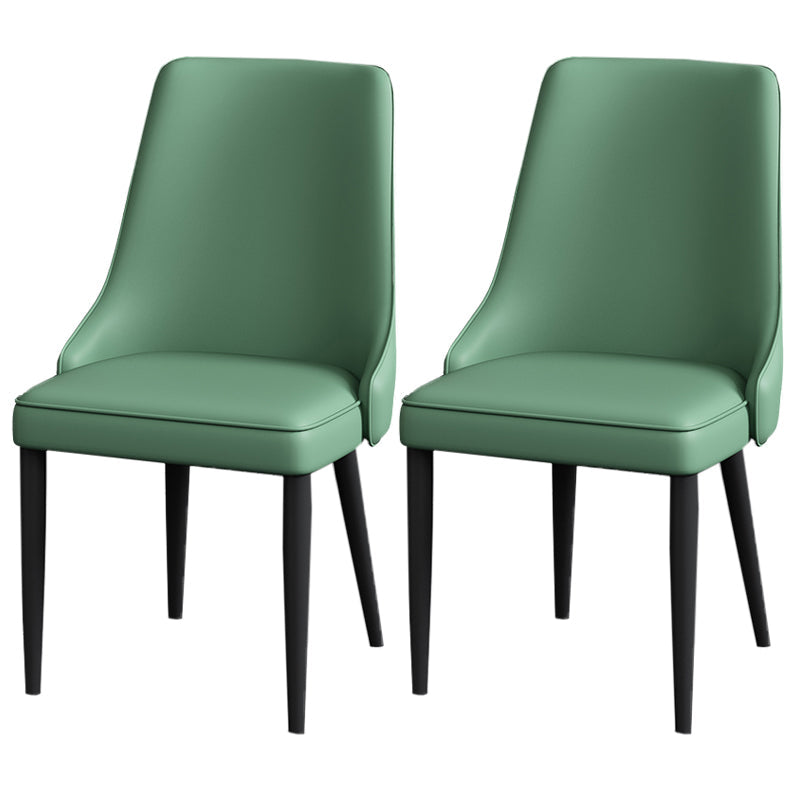 Silla lateral simple moderna silla de comedor de cuero sintética con base de metal para dormitorio