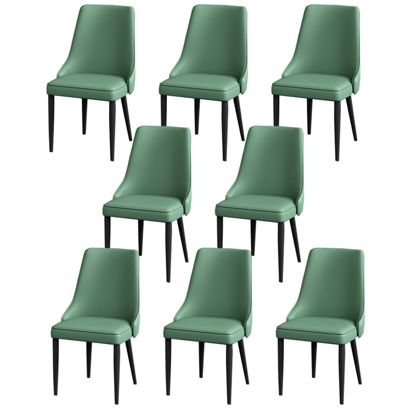 Silla lateral simple moderna silla de comedor de cuero sintética con base de metal para dormitorio