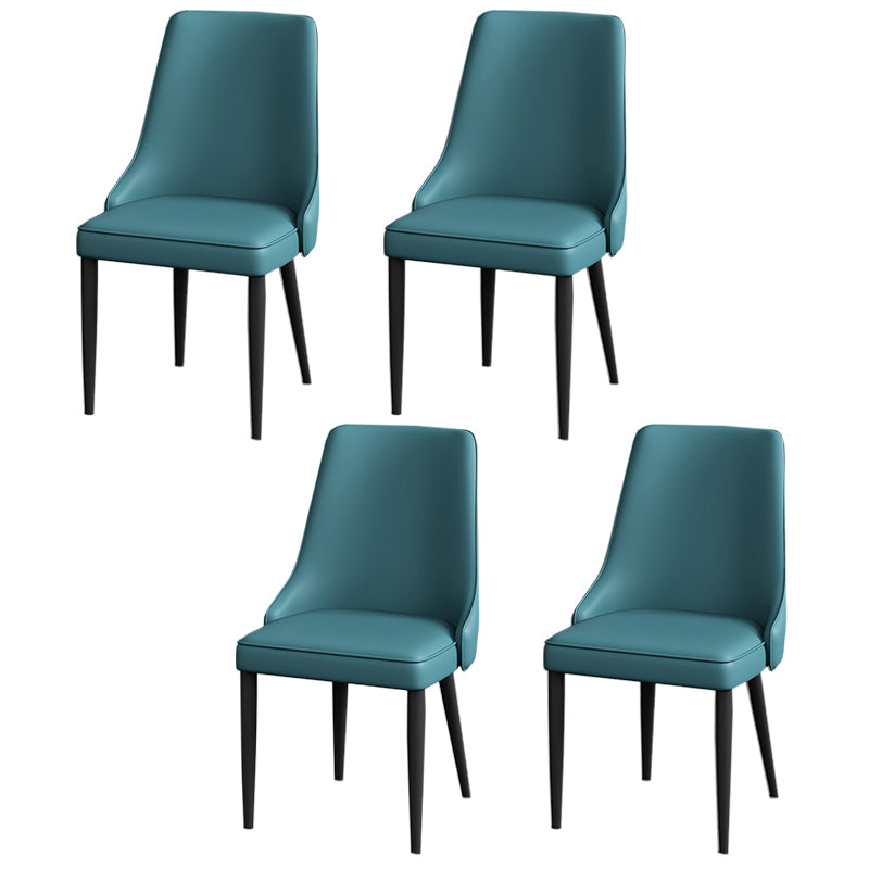 Silla lateral simple moderna silla de comedor de cuero sintética con base de metal para dormitorio