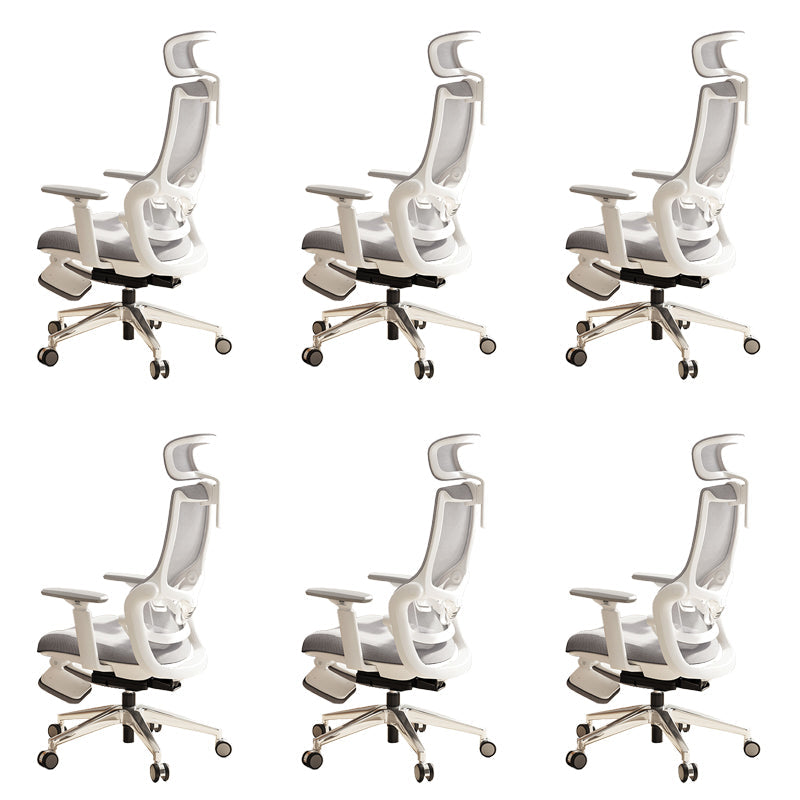 Eigentijdse verstelbare arm bureaustoelstoel met wielen