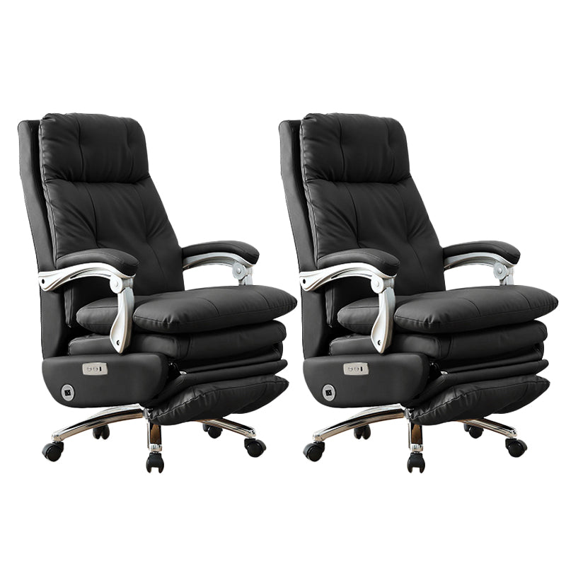 Sedia da ufficio a ruote regolabili in altezza contemporanea.