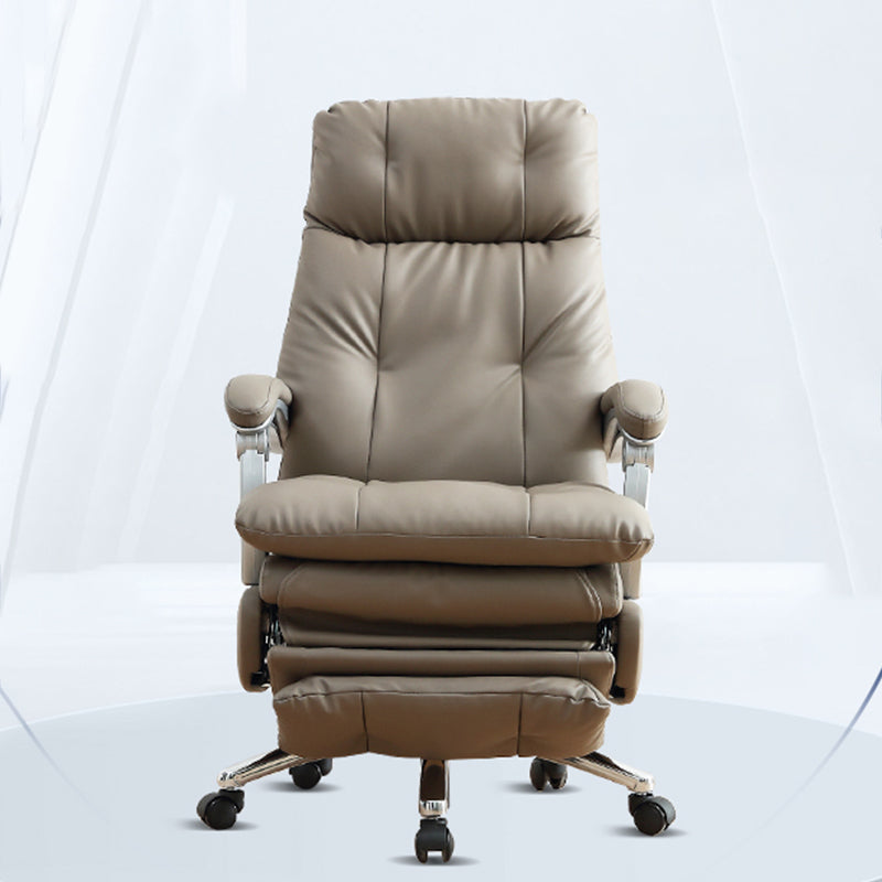 Sedia da ufficio a ruote regolabili in altezza contemporanea.