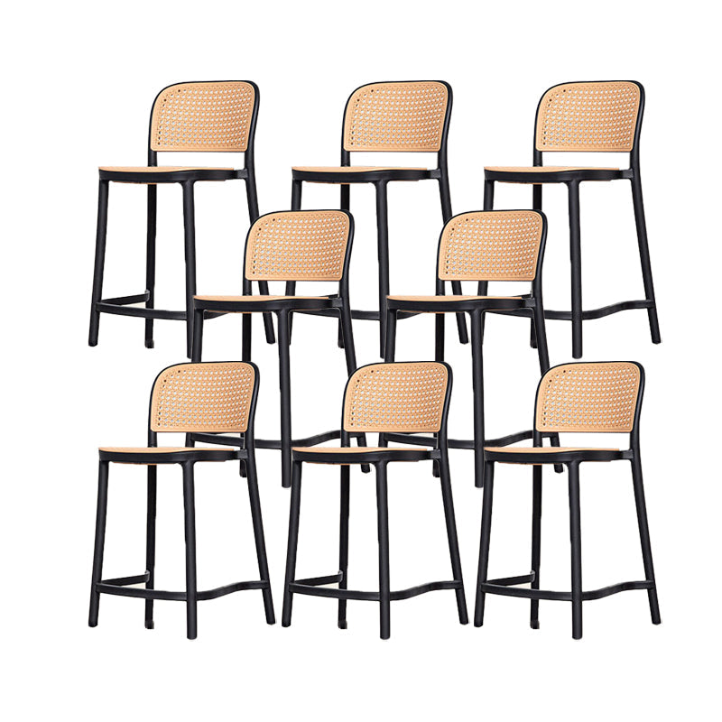Sgabello da bar impilabile in plastica Sgabelli da bar con schienale moderno per sala da pranzo