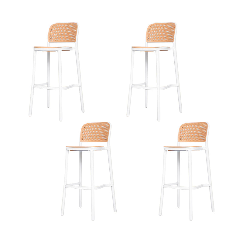 Sgabello da bar impilabile in plastica Sgabelli da bar con schienale moderno per sala da pranzo