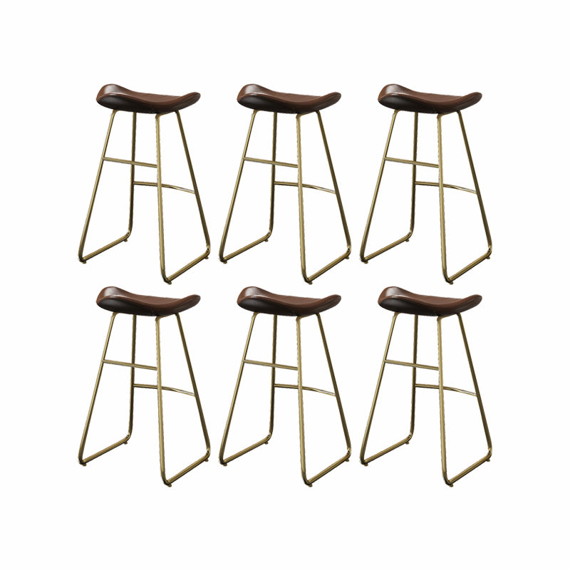 Contoured Seat Bar Stools Metal Dining Stools with Metal Base