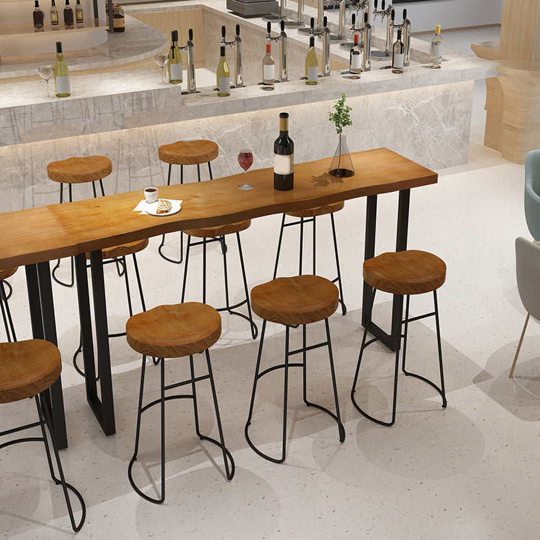 Light Brown Solid Wood Top Bar Table Industrial Metal Base Bistro Table Clearhalo 'Bar Furniture' 'Bar Tables' 'bar_tables' 'furn' 'furn_bar_tables' 'Furniture' 'Kitchen & Dining Furniture' 7573746
