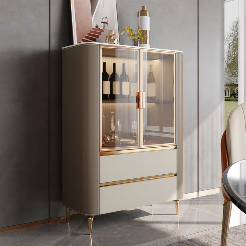 MODERNO CABIETTO SIDEBILE SIGNIFICA DELLA STRADA SIGHTRATTURA CON LAGUE PER LA SOGGIO