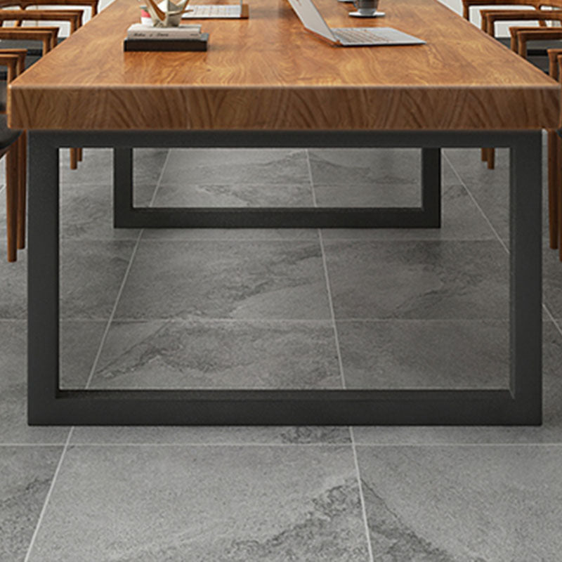 Bureau brun de style contemporain Bureau de forme rectangulaire Bureau de tâche avec les jambes