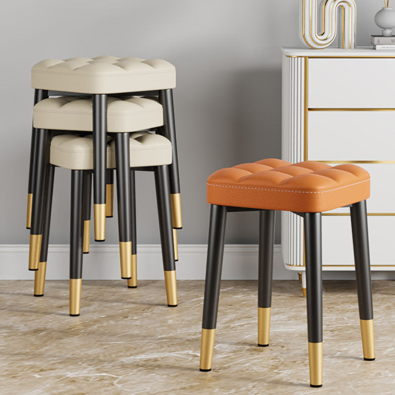 Modern Square Standard Leather Standard with Black Legs for Home Clearhalo 'furn' 'furn_ottomans_poufs' 'Furniture' 'Living Room Furniture' 'Ottomans & Poufs' 'ottomans_poufs' 7581000