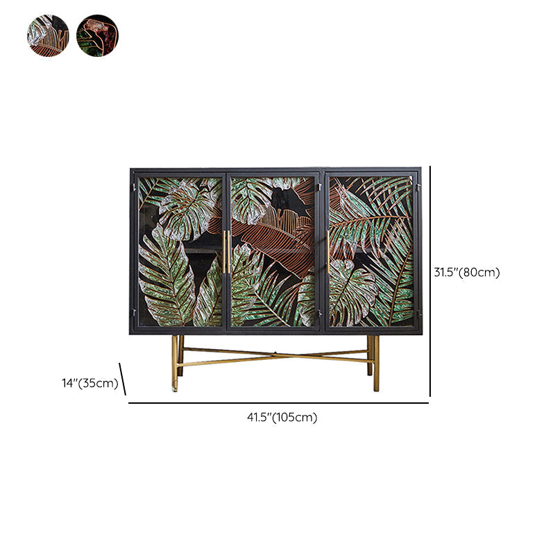 Ormat per la sala da pranzo in vetro in legno tradizionale.