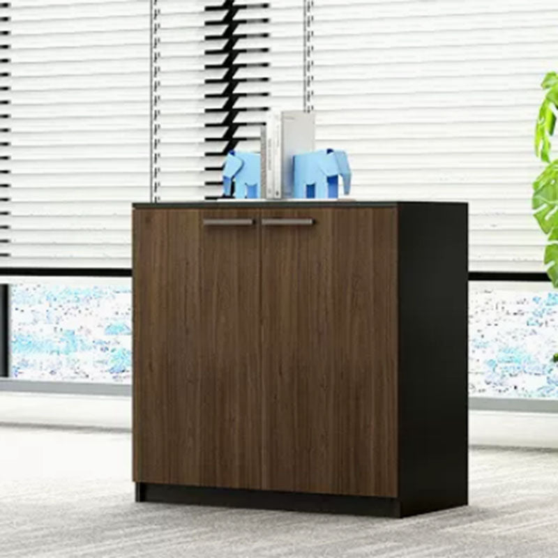 Armadio in legno di archiviazione in stile nordico