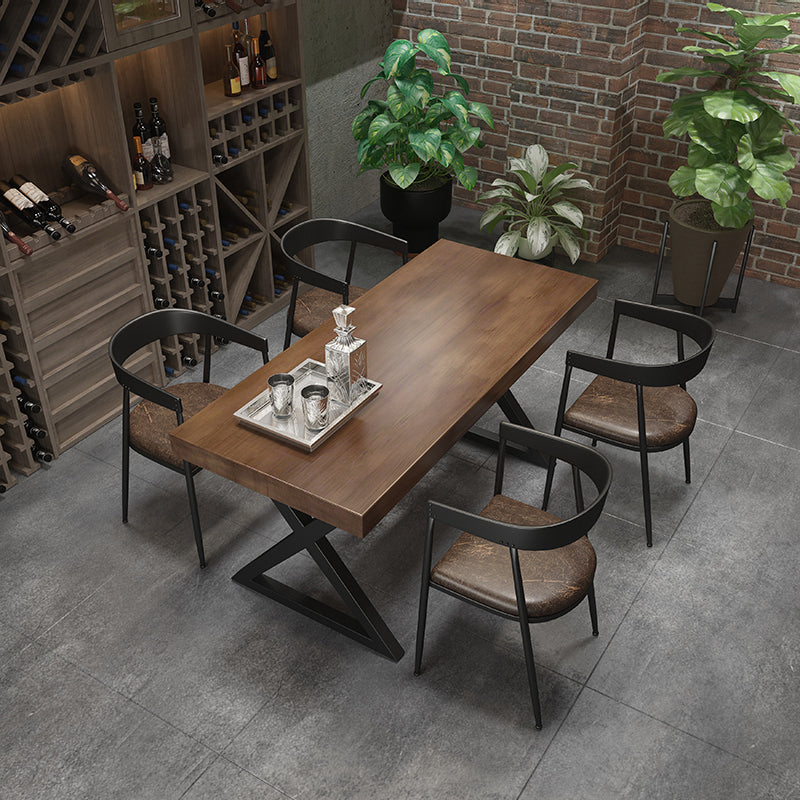Mesa de comedor rectangular de madera maciza de estilo industrial con patas de hierro de pedestal doble