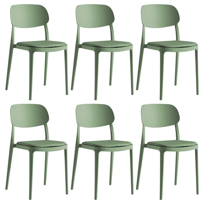 Silla de plástico de silla lateral de apilamiento interior moderno con tapizado