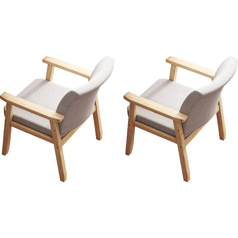 Eigentijdse massief houten rubberen houten arm eetstoel met gestoffeerd voor huis