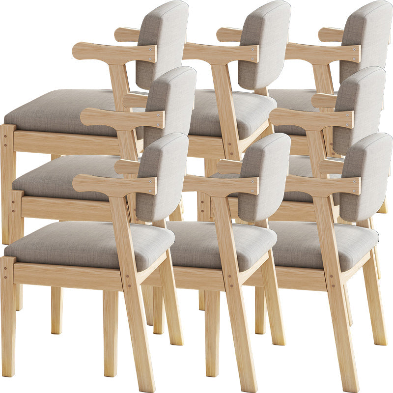 Eigentijdse massief houten rubberen houten arm eetstoel met gestoffeerd voor huis